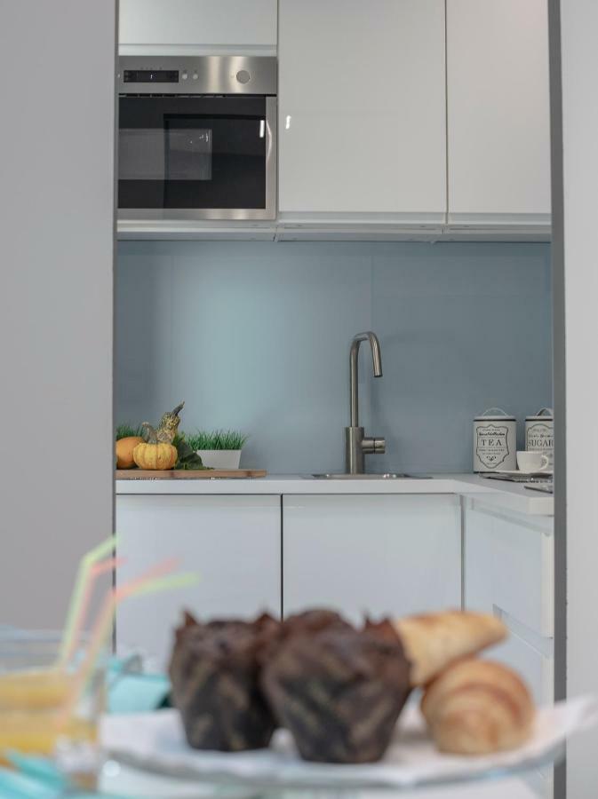 Wlr Apartments - Hoza I Warsaw Luaran gambar