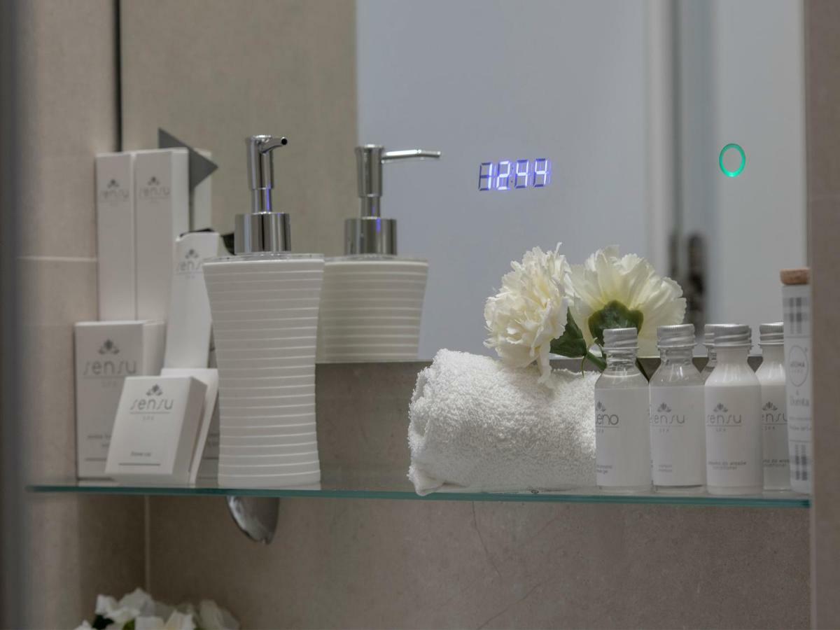 Wlr Apartments - Hoza I Warsaw Luaran gambar