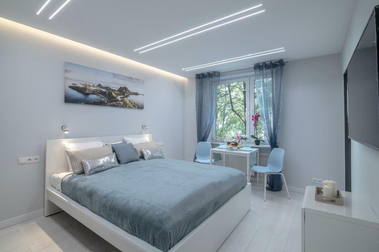 Wlr Apartments - Hoza I Warsaw Luaran gambar