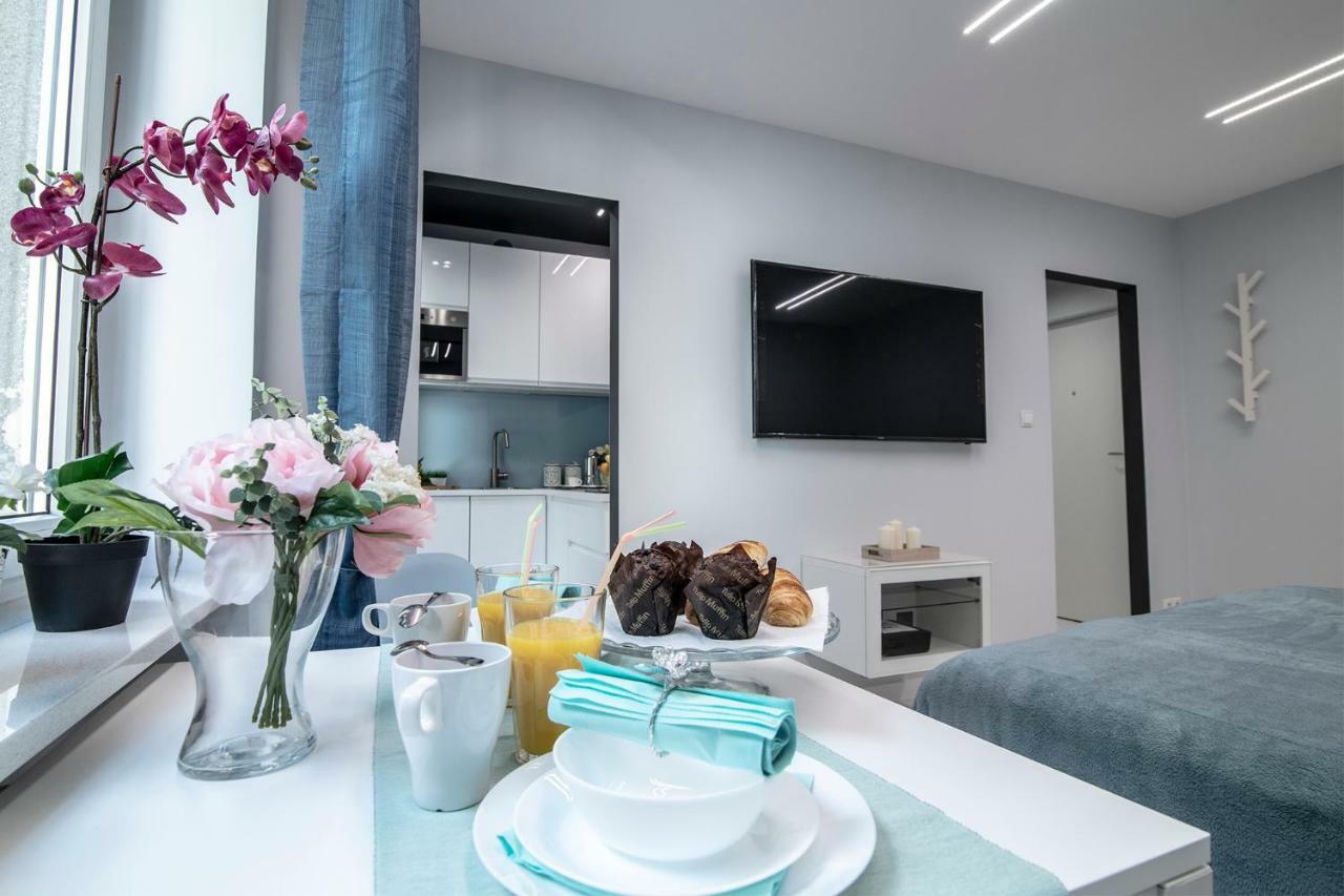 Wlr Apartments - Hoza I Warsaw Luaran gambar