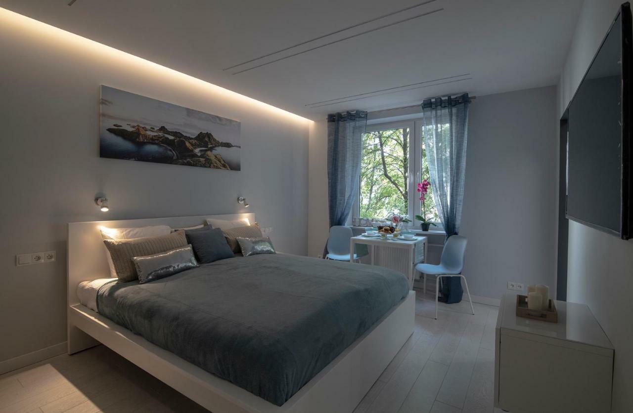 Wlr Apartments - Hoza I Warsaw Luaran gambar