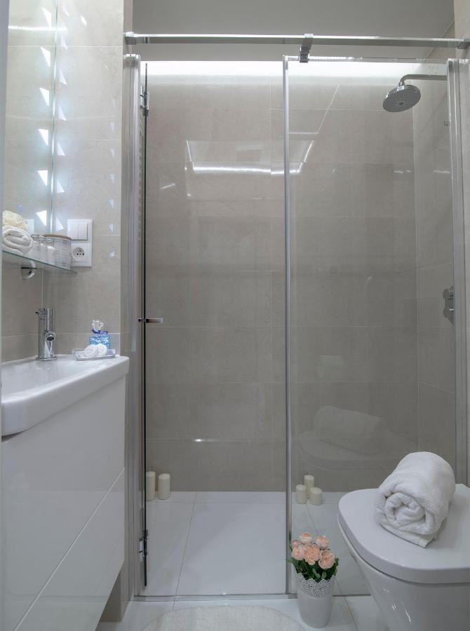 Wlr Apartments - Hoza I Warsaw Luaran gambar