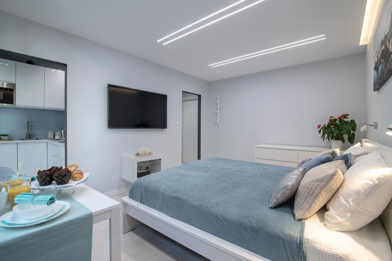 Wlr Apartments - Hoza I Warsaw Luaran gambar